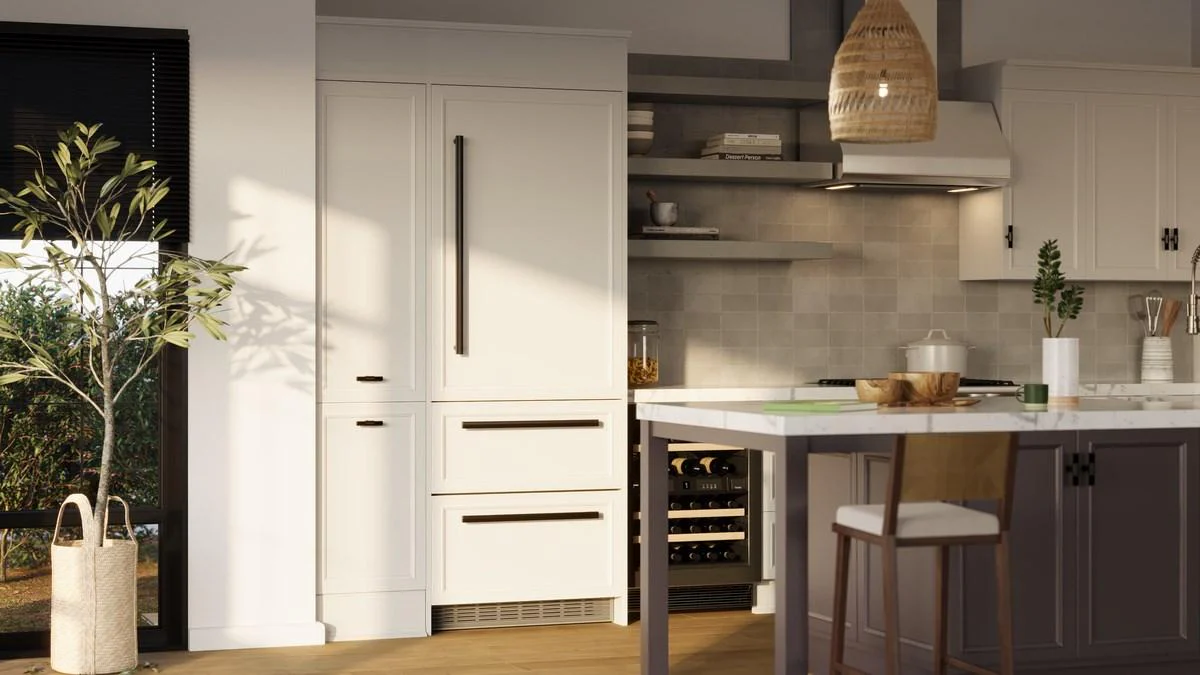 Liebherr HCB1590G Fully Integrated Bottom Freezer Refrigerator with BioFresh - Image 6