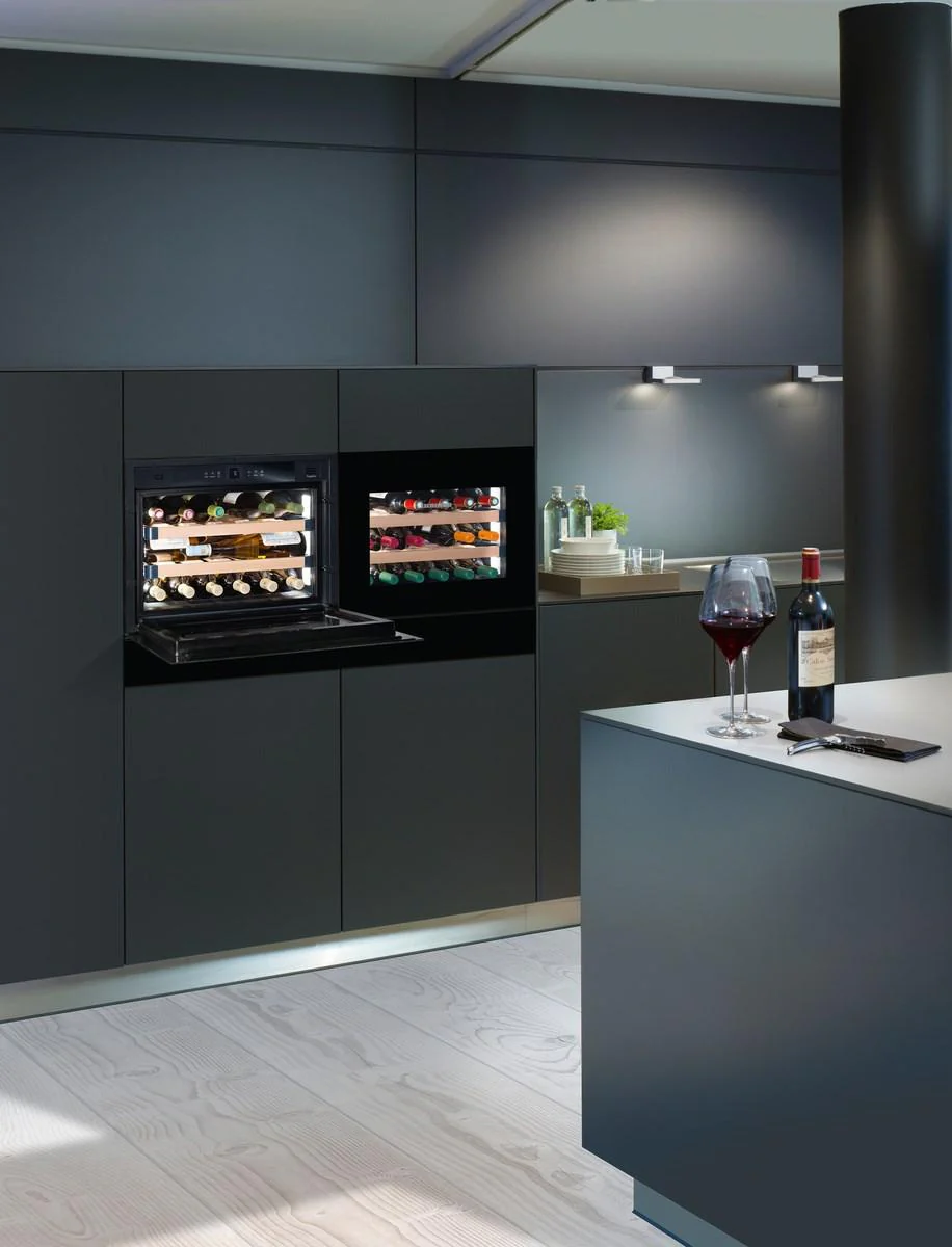 Liebherr HWGB1803 Built-in wine Refrigerator - Image 8