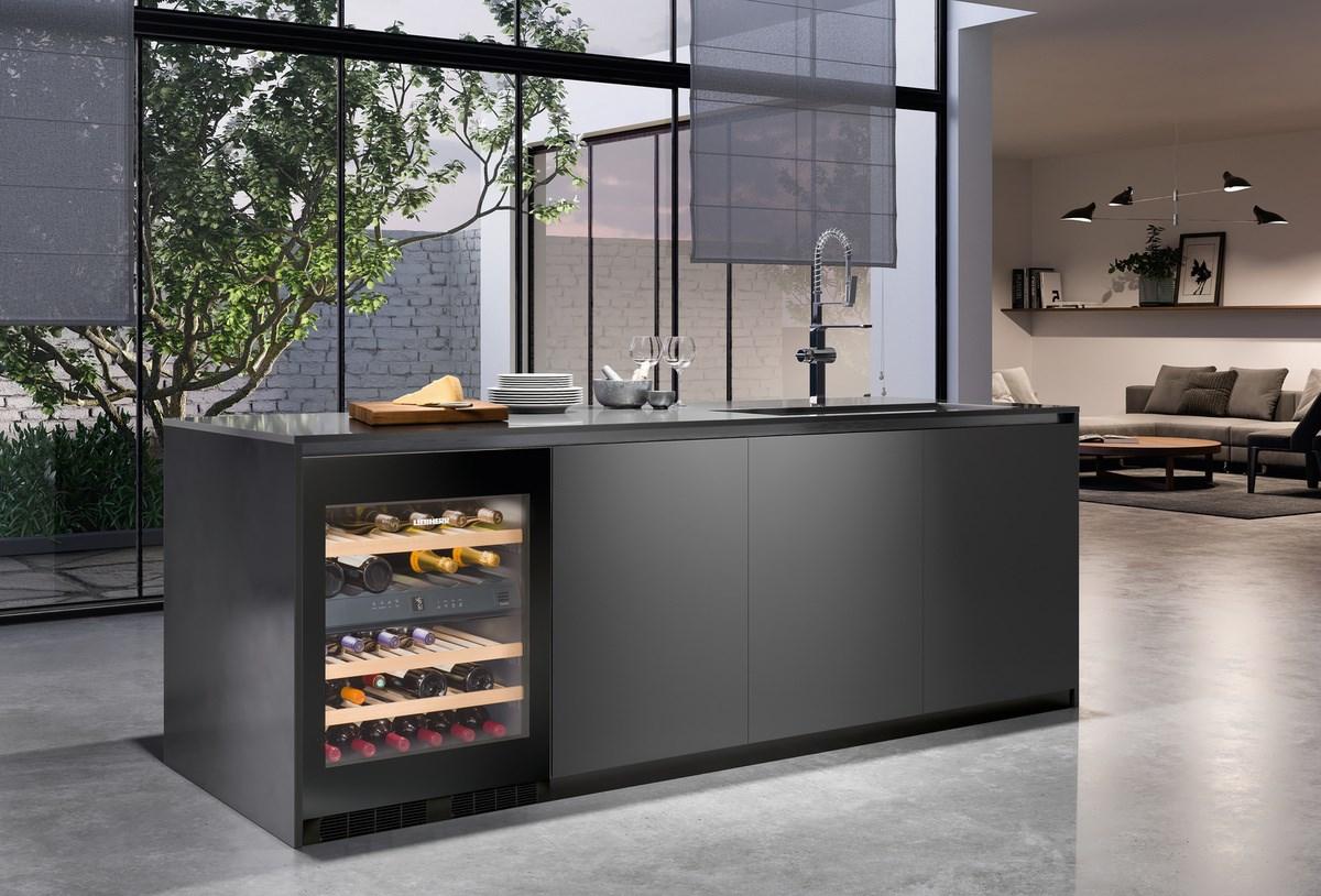 Liebherr WUGB3400 Undercounter Wine Cabinet, 24", Lock, 2 Zone, Reversible Door - Image 5