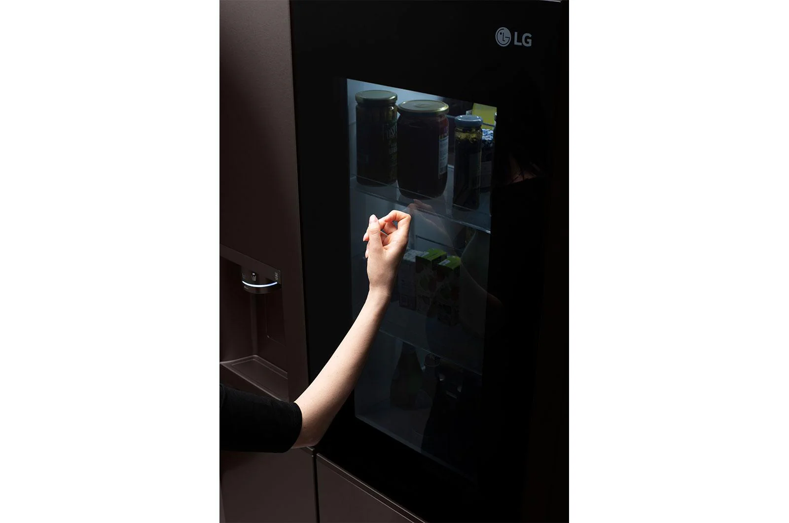 Lg LRSOC2306D 23 cu. ft. Side-By-Side Counter-Depth InstaView® Refrigerator with Craft Ice™ - Image 6