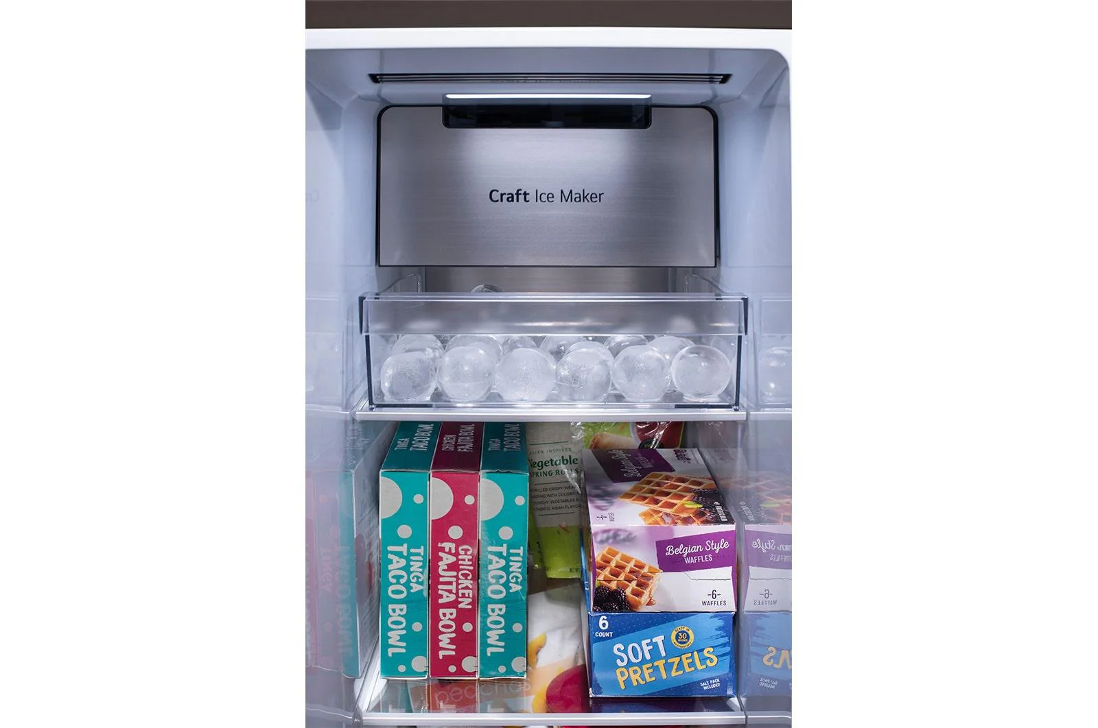 Lg LRSOC2306D 23 cu. ft. Side-By-Side Counter-Depth InstaView® Refrigerator with Craft Ice™ - Image 9