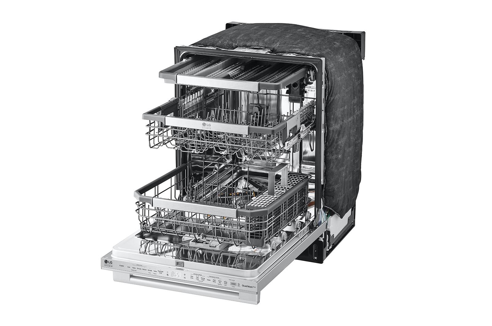 LG STUDIO Top Control Smart Dishwasher with QuadWash™ and TrueSteam® - Image 10