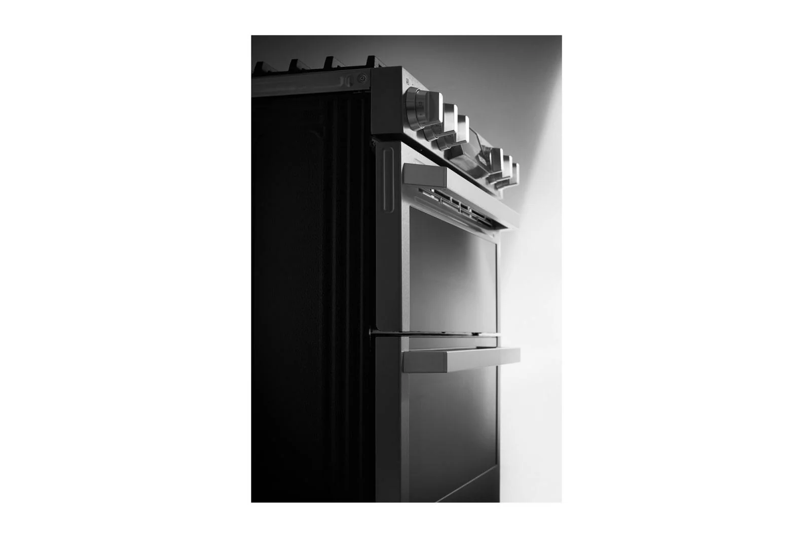 LUTD4919SN LG SIGNATURE 7.3 cu. ft. Smart Wi-Fi Enabled Dual Fuel Double Oven Range with ProBake Convection® - Image 6