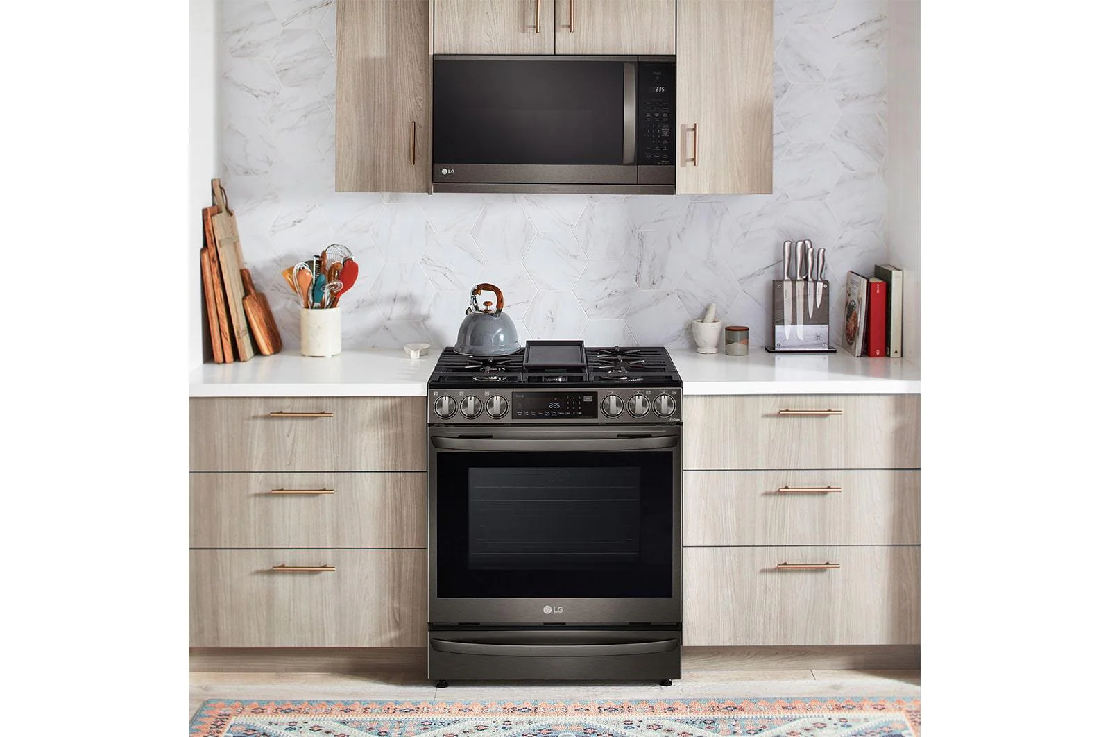 Lg MVEL2125D 2.1 cu. ft. Smart Over-the-Range Microwave with ExtendaVent® 2.0 - Image 10