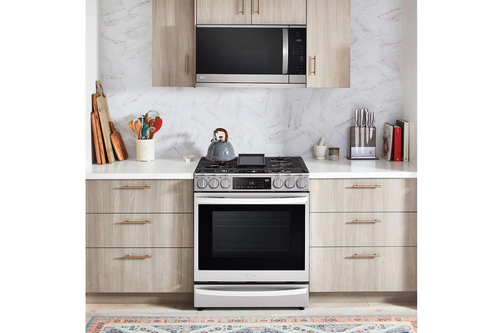 Lg MVEL2125F 2.1 cu. ft. Smart Over-the-Range Microwave with ExtendaVent® 2.0 - Image 10