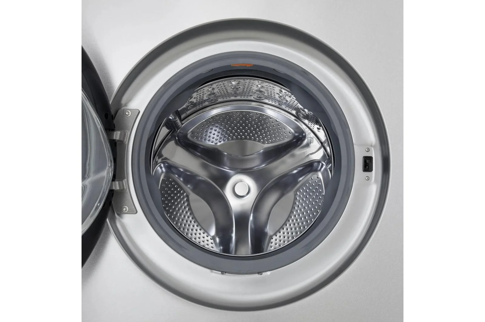 WM9900HSA LG SIGNATURE 5.8 cu. ft. Mega Capacity Smart Front Load Washer with Built-In Intelligence, TurboWash® 360(degree), ezDispense® and Touch LCD Control - Image 10