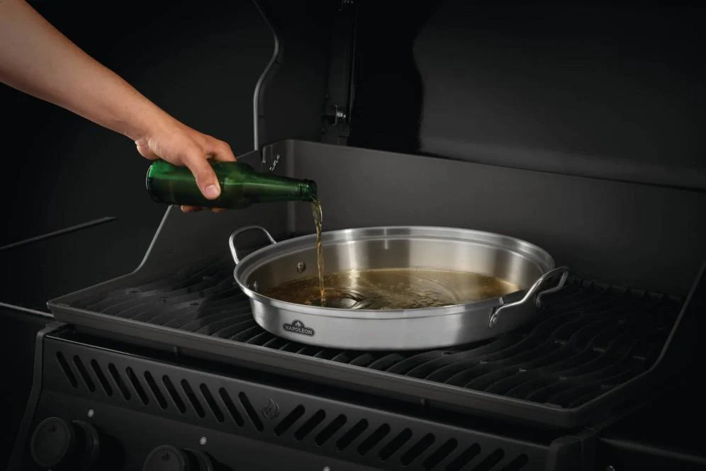 Napoleon Bbq 56067 PRO Chicken Infusion Roaster Three-In-One Design - Image 2