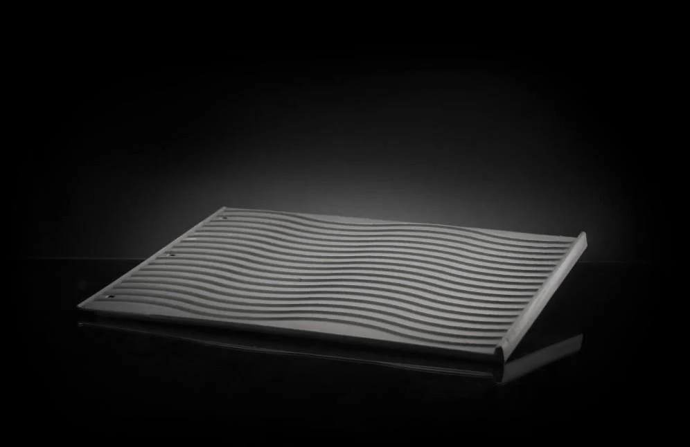 Napoleon Bbq 56425 Cast Iron Reversible Griddle for Rogue 425 / 625 and Freestyle - Image 2