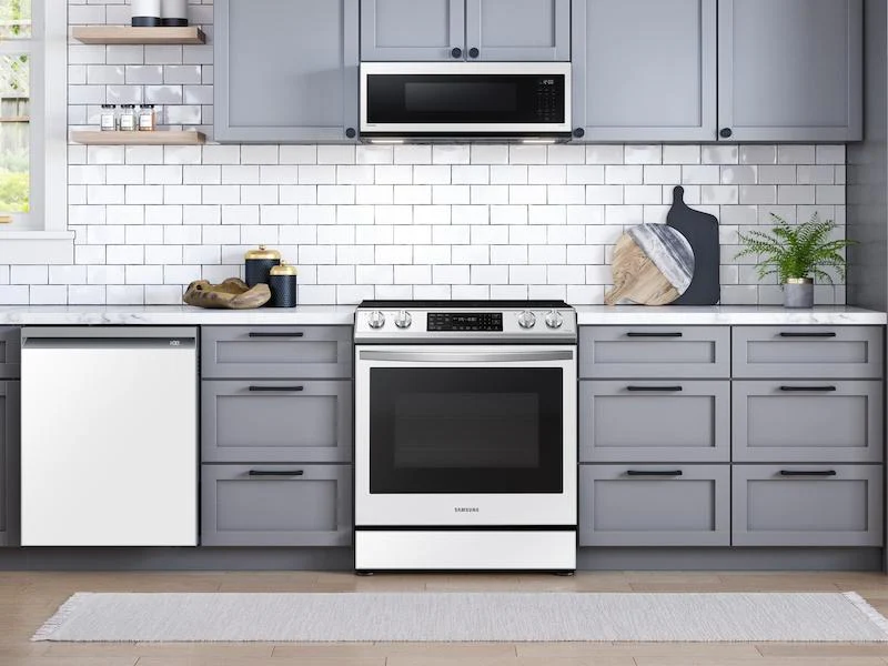 Samsung ME11CB751012AA 1.1 cu. ft. Bespoke Smart SLIM Over-the-Range Microwave with 400 CFM Hood Ventilation, Wi-Fi & Voice Control in White Glass - Image 3