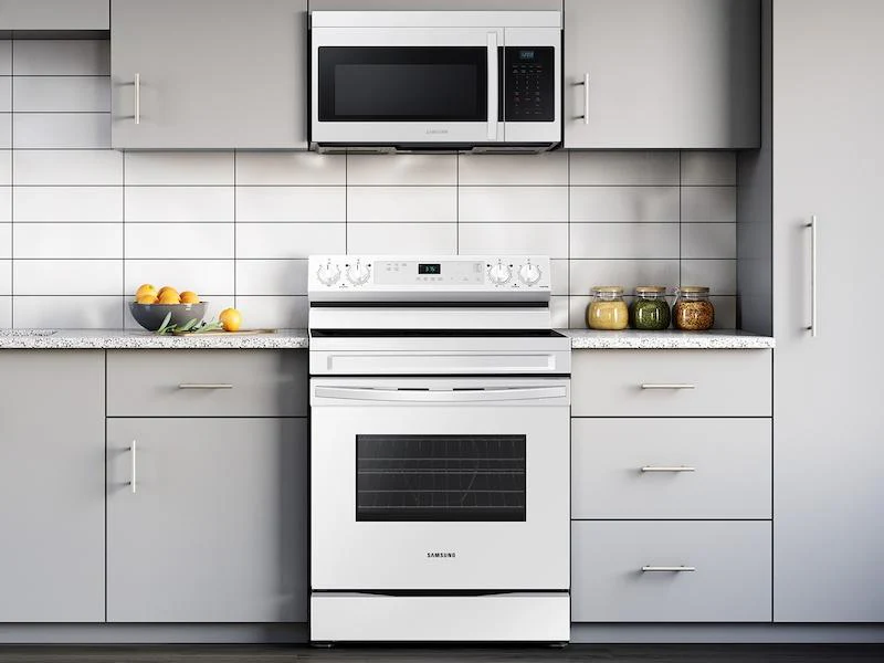 Samsung 1.6 cu. ft. Over-the-Range Microwave with Auto Cook in White - Image 3