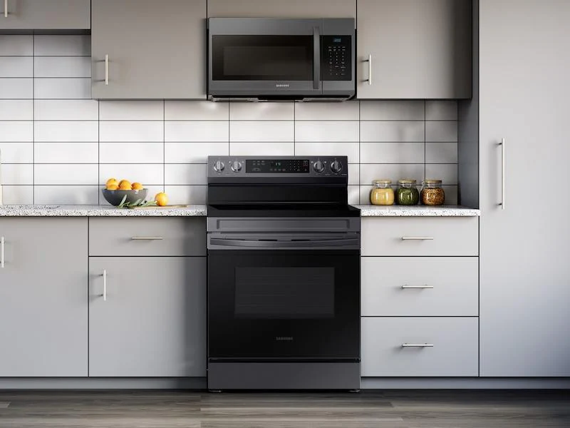 Samsung NE63A6311SG 6.3 cu. ft. Smart Freestanding Electric Range with Rapid Boil™ & Self Clean in Black Stainless Steel - Image 3