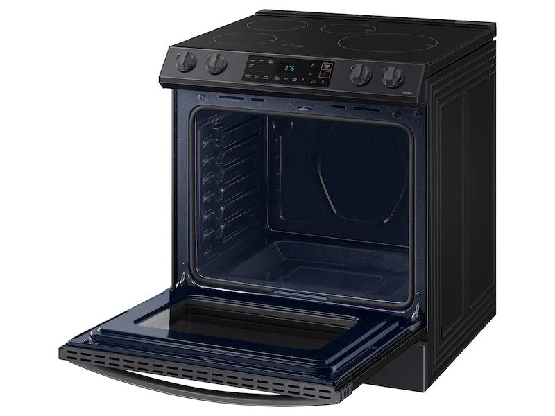 Samsung NE63B8211SG 6.3 cu. ft. Smart Rapid Heat Induction Slide-in Range in Black Stainless Steel - Image 9
