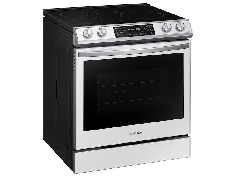 Samsung Bespoke 6.3 cu. ft. Smart Rapid Heat Induction Slide-in Range with Air Fry - Image 12