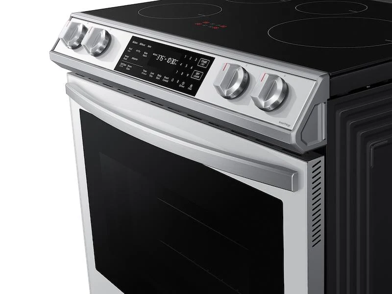 Samsung Bespoke 6.3 cu. ft. Smart Rapid Heat Induction Slide-in Range with Air Fry - Image 6