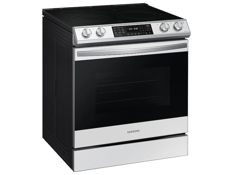 Samsung Bespoke 6.3 cu. ft. Smart Slide-in Electric Range with Air Fry - Image 11