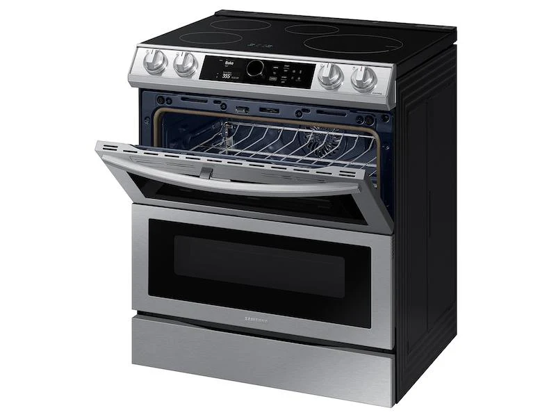 Samsung 6.3 cu. ft. Smart Slide-in Induction Range with Flex Duo™, Smart Dial - Image 9