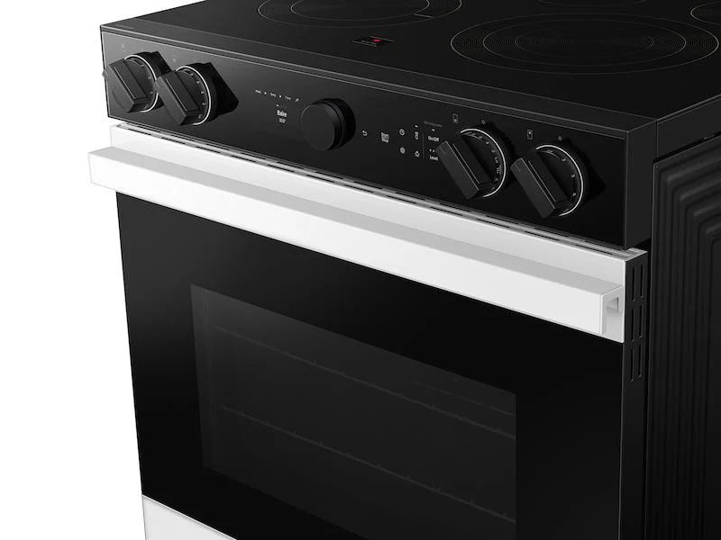 Samsung NSE6DB870012 Bespoke Slide-in Electric Range - Image 12