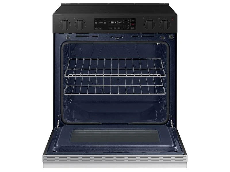 Samsung NSE6DG8100SR Bespoke 6.3 cu. ft. Smart Slide-In Electric Range with Precision Knobs in Stainless Steel - Image 4