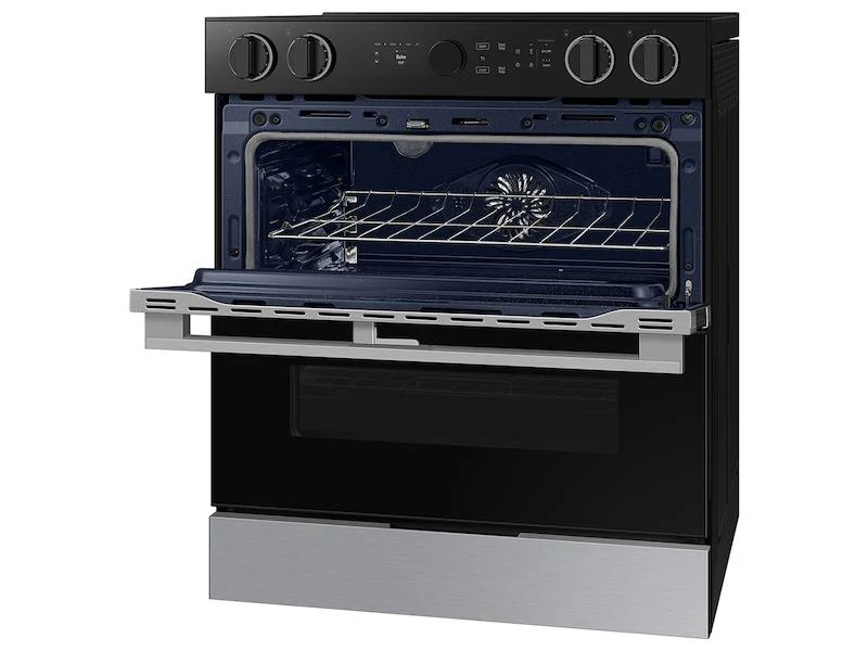 Samsung NSE6DG8550SR Bespoke Smart Slide-In Electric Range 6.3 cu. ft. with Flex Duo™ & Illuminated Precision Knobs in Stainless Steel - Image 11