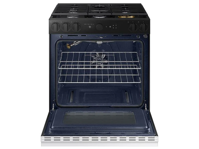 Samsung NSG6DB850012 Bespoke 6.0 cu. ft. Smart Slide-In Gas Range with Air Sous Vide & Air Fry in White Glass - Image 4