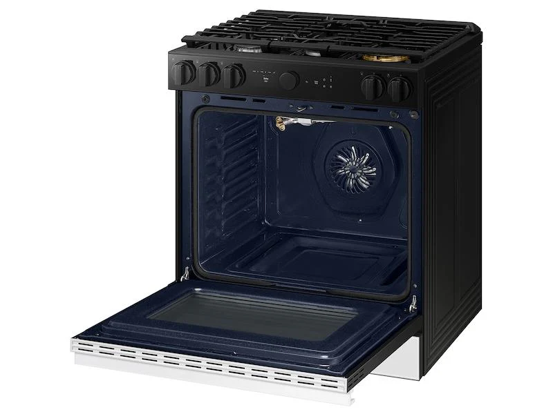 Samsung NSG6DB870012 Bespoke Slide-in Gas Range - Image 5
