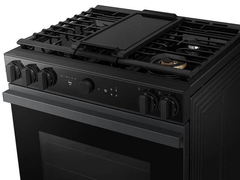 Samsung NSG6DG8500MT Bespoke 6.0 cu. ft. Smart Slide-In Gas Range with Air Sous Vide & Air Fry in Matte Black - Image 7