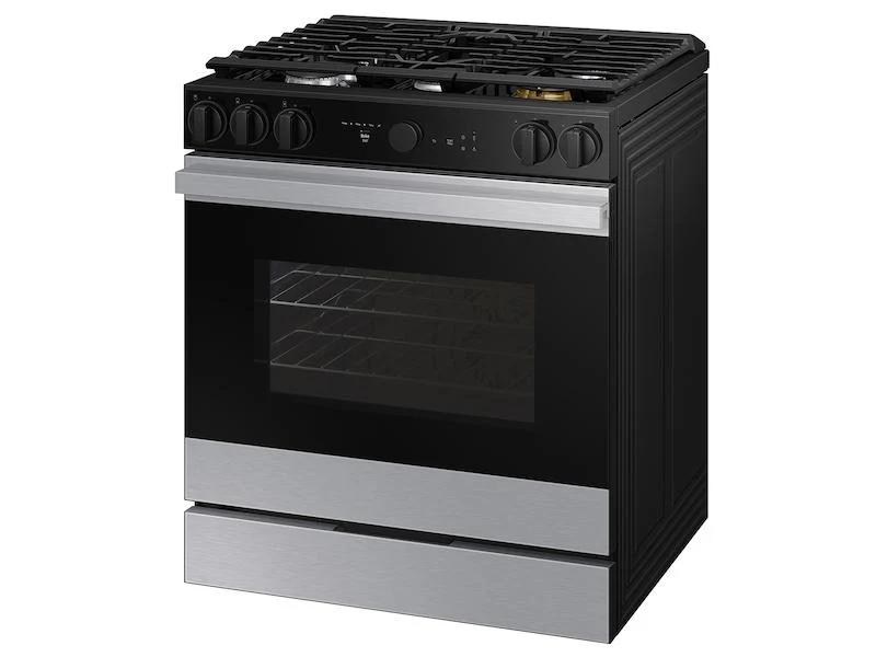 Samsung NSG6DG8700SR Bespoke Slide-in Gas Range - Image 13