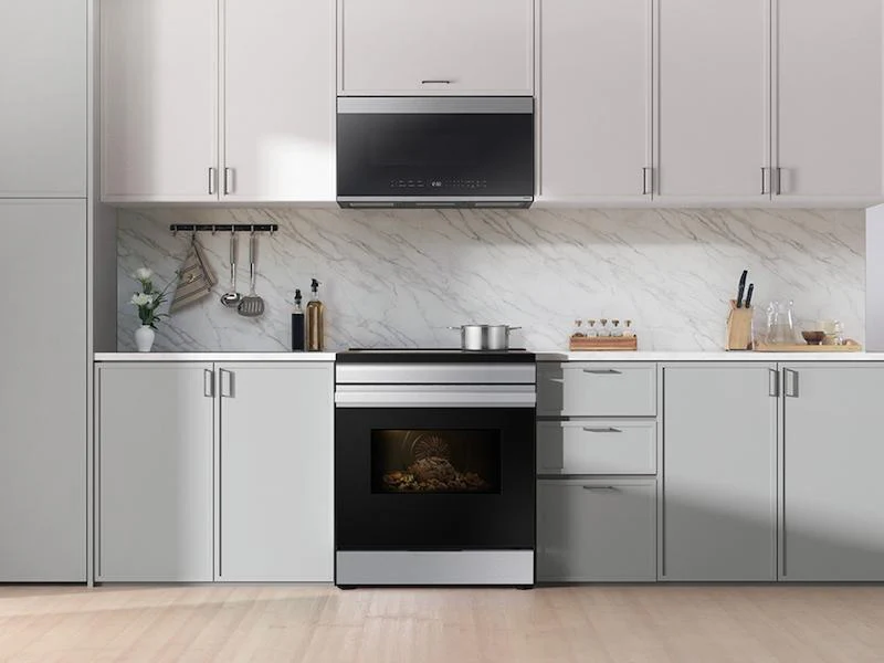 Samsung NSI6DG9300SR Bespoke 6.3 cu. ft. Smart Slide-In Induction Range with Anti-Scratch Glass Cooktop & Air Fry in Stainless Steel - Image 3