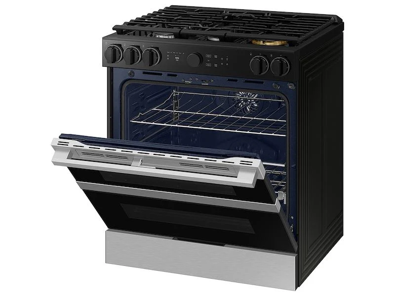 Samsung NSY6DG8550SR Bespoke Smart Slide-In Dual Fuel Range 6.3 cu. ft. with Flex Duo™ & Illuminated Precision Knobs in Stainless Steel - Image 12