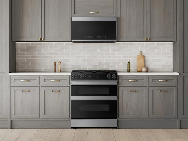 Samsung NSY6DG8550SR Bespoke Smart Slide-In Dual Fuel Range 6.3 cu. ft. with Flex Duo™ & Illuminated Precision Knobs in Stainless Steel - Image 6