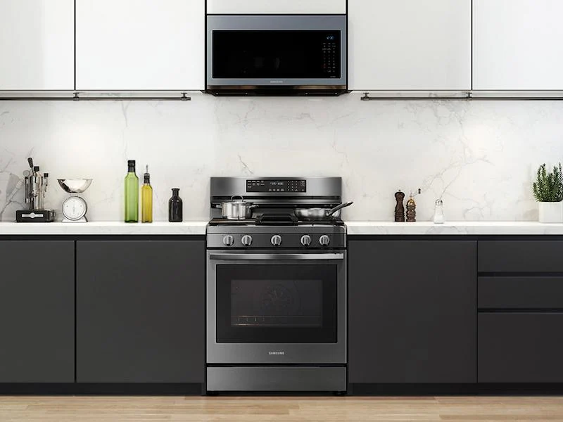 Samsung NX60A6711SG 6.0 cu. ft. Smart Freestanding Gas Range with No-Preheat Air Fry and Convection+ in Black Stainless Steel - Image 3
