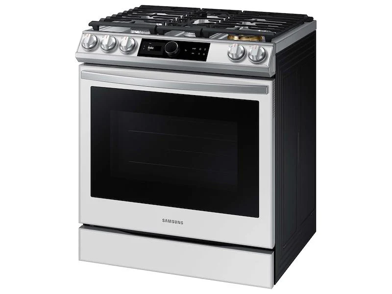Bespoke Smart Slide-in Gas Range 6.0 cu. ft. with Smart Dial, Air Fry & Wi-Fi in White Glass - Image 8