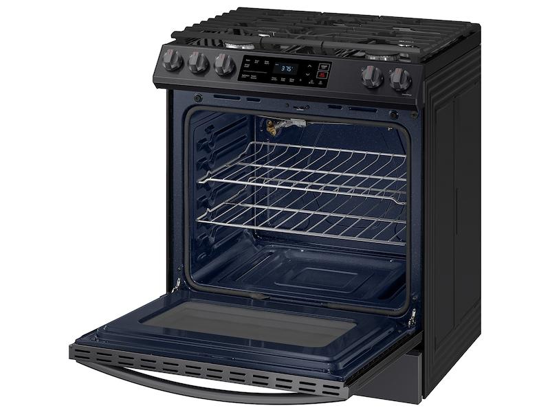 Samsung 6.0 cu. ft. Smart Slide-in Gas Range in Black Stainless Steel - Image 9
