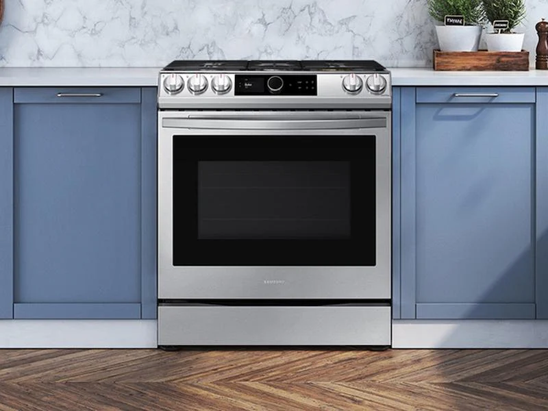 Samsung 6.0 cu ft. Smart Slide-in Gas Range with Smart Dial - Image 4
