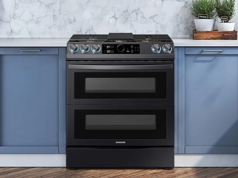 Samsung 6.0 cu ft. Smart Slide-in Gas Range with Flex Duo™, Smart Dial - Image 3