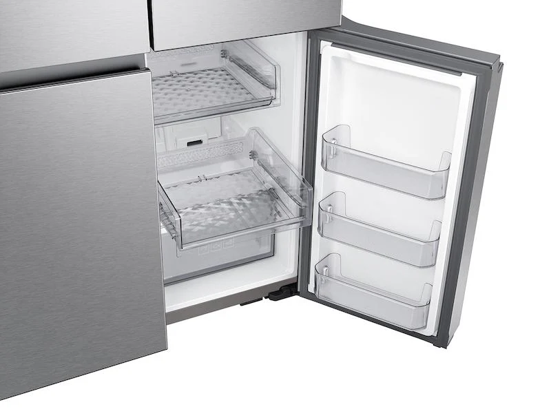 Samsung 23 cu. ft. Smart Counter Depth 4-Door Flex™ refrigerator with AutoFill Water Pitcher and Dual Ice Maker in Stainless Steel - Image 9