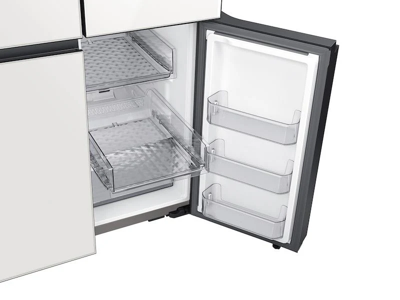 Bespoke Counter Depth 4-Door Flex™ Refrigerator (23 cu. ft.) in White Glass (2021) - Image 9
