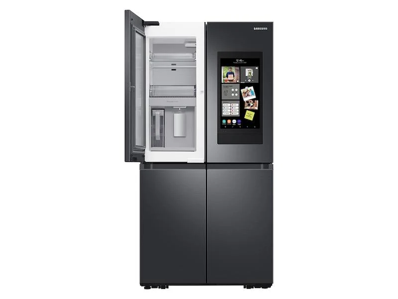 Samsung 23 cu. ft. Smart Counter Depth 4-Door Flex™ refrigerator with Family Hub™ and Beverage Center in Black Stainless Steel - Image 6