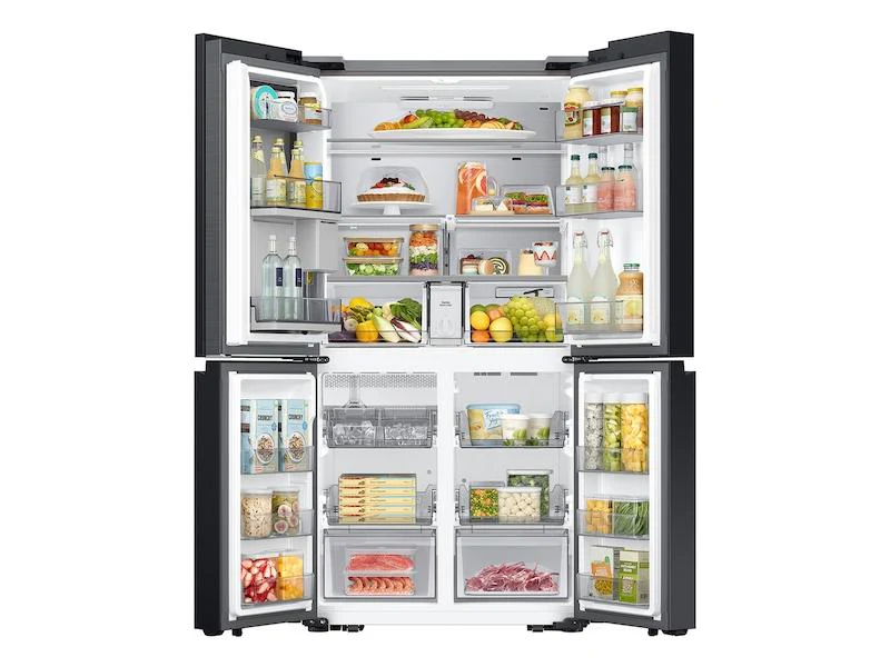 Samsung RF23DB9600QL Bespoke Counter Depth 4-Door Flex™ Refrigerator (23 cu. ft.) with Beverage Center ™ in Stainless Steel - (with Customizable Door Panel Colors) - Image 11