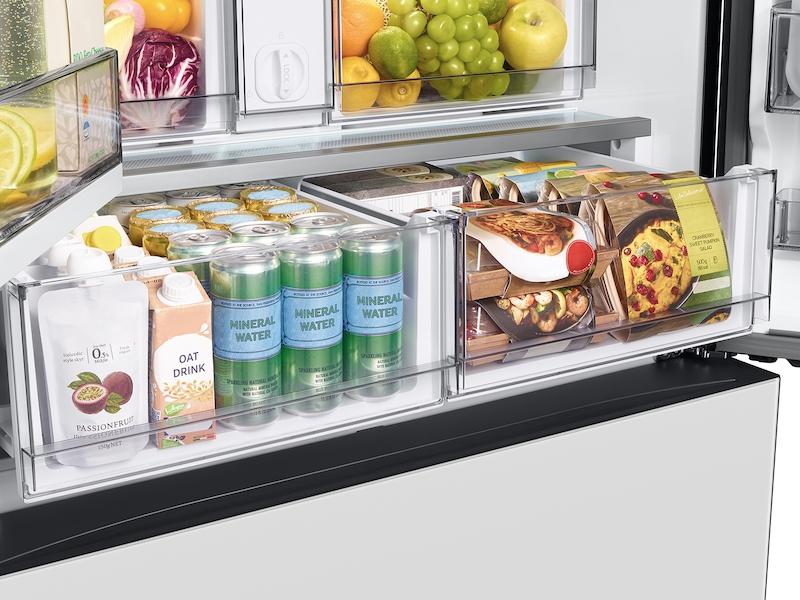 Samsung RF24BB660012AA Bespoke 3-Door French Door Refrigerator (24 cu. ft.) with Beverage Center™ in White Glass - Image 11