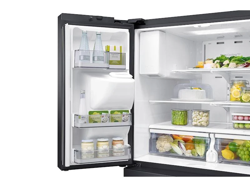 28 cu. ft. 4-Door French Door Refrigerator with FlexZone™ Drawer in Black Stainless Steel - Image 10