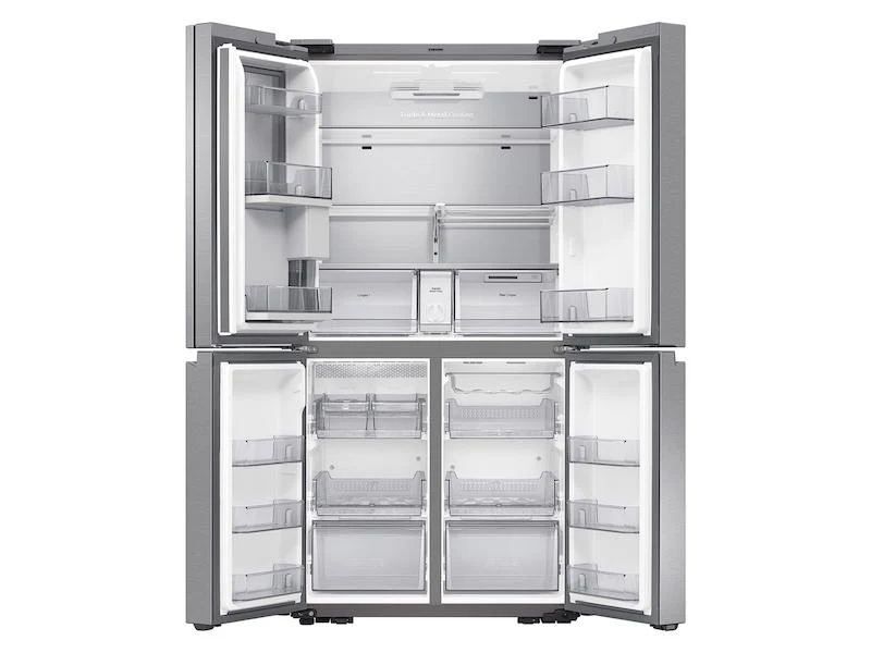 Samsung 29 cu. ft. Smart 4-Door Flex™ Refrigerator with Family Hub™ and Beverage Center in Stainless Steel - Image 4