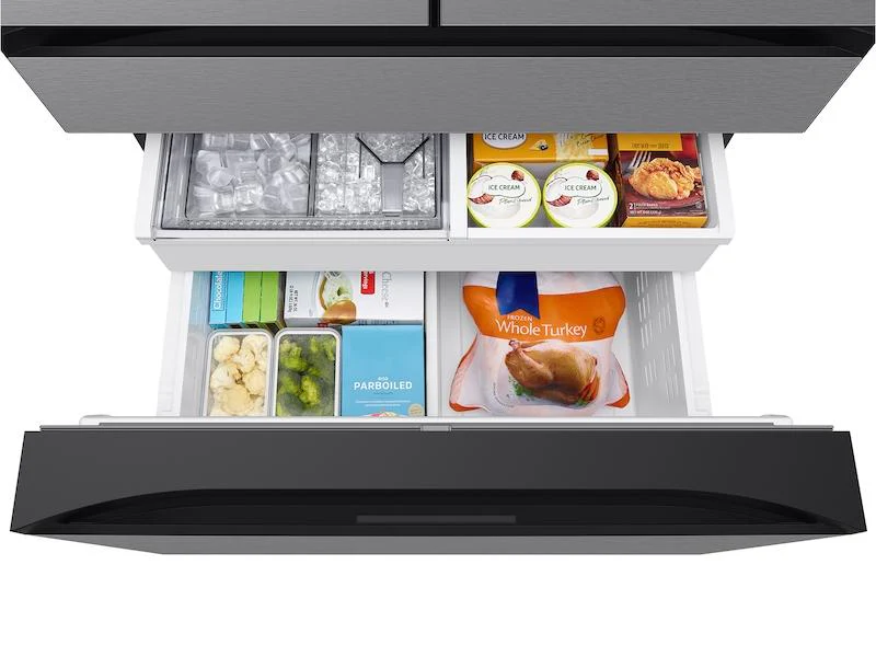 Samsung RF29BB8200QLAA Bespoke 4-Door French Door Refrigerator (29 cu. ft.) with AutoFill Water Pitcher in Stainless Steel - Image 9