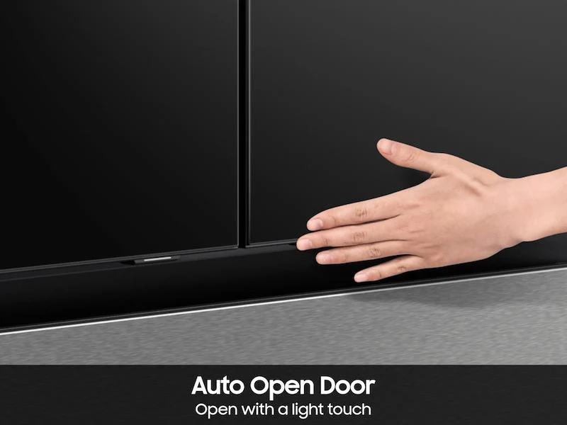 Samsung RF90F29BECR Bespoke 29 cu. ft. 4-Door French Door Refrigerator with AI Home & AI Vision Inside™ in Charcoal Glass and Stainless Steel - Image 9