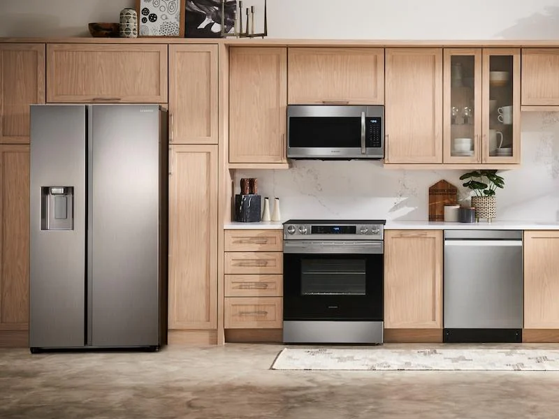 Samsung RS27T5201SR 27.4 cu. ft. Smart Side-by-Side Refrigerator with Large Capacity in Stainless Steel - Image 3
