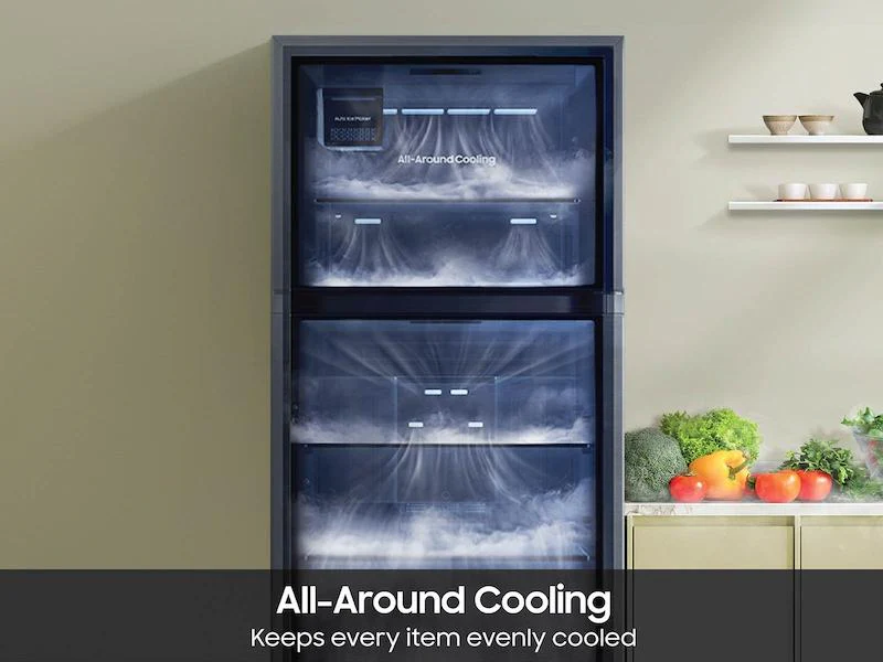 Samsung RT70F18LASR 18 cu. ft. Top Freezer Refrigerator with Ice Maker in Stainless Steel - Image 4