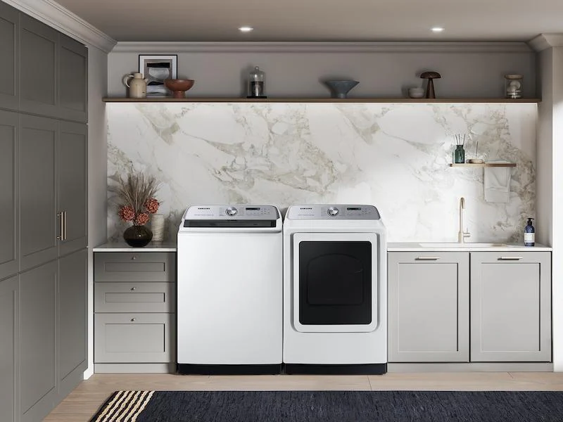 Samsung WA54CG7105AWUS 5.4 cu. ft. Extra-Large Capacity Smart Top Load Washer with ActiveWave™ Agitator and Super Speed Wash in White - Image 3