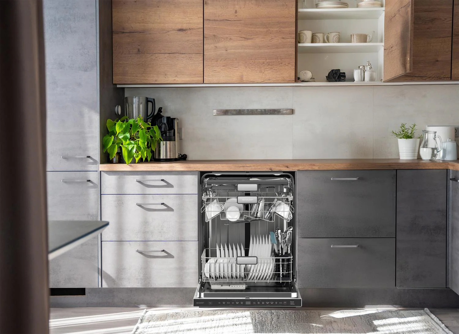 SDW6726MS Sharp 24 in. Stainless Steel 47dB Dishwasher - Image 7