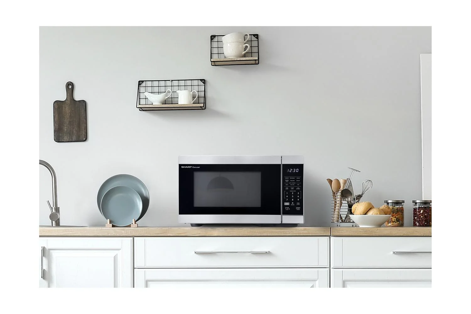 SMC1169KS Sharp 1.1 cu. ft. 1000W Smart Stainless Steel Countertop Microwave Oven - Image 7