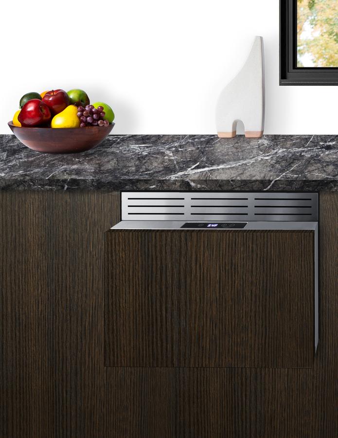 Summit COOL1D 18" Wide Built-in Wine/beverage Cooler Drawer - Image 18